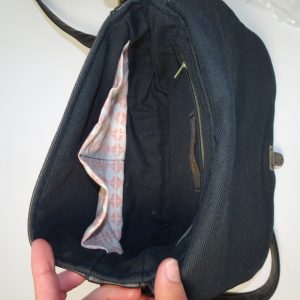 Sac besace noir et kaki léopard