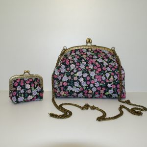 Sac vintage noir fleuri