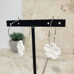 créoles, fleurs porcelaine froide
