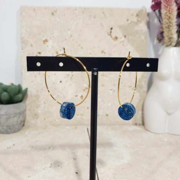 créole doré, paillettes bleues