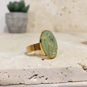 bague doré, fleurs