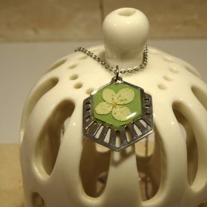 collier vert hortensia