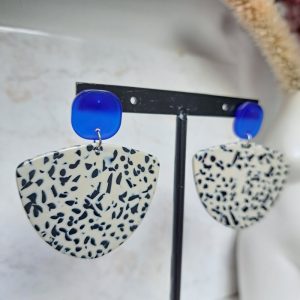 boucles d’oreilles tachetées (bleu roi)