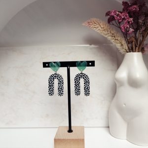 boucles d’oreilles cœur vert, pendentif noir à pois