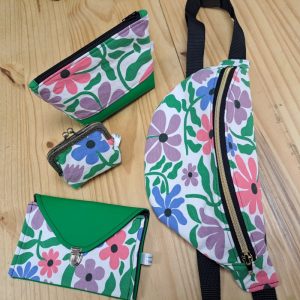 Sac banane fleurs abstrait