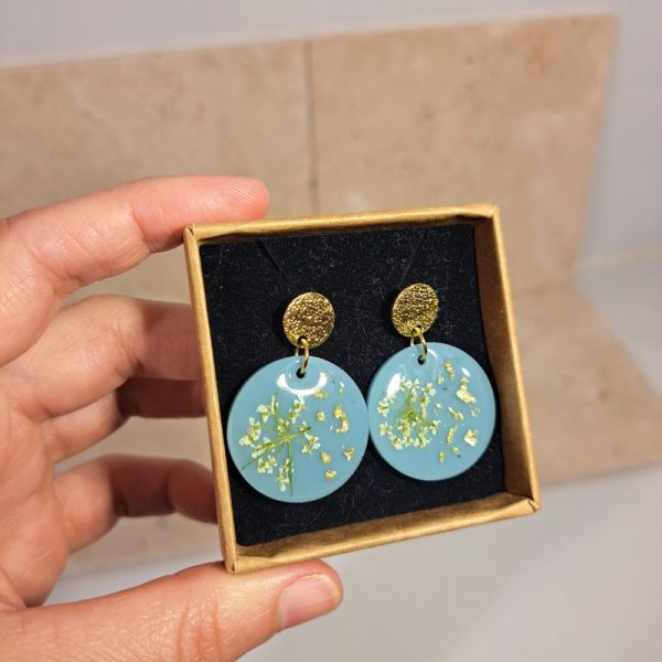 Boucles d'oreilles bleues/fleurs - Image 3