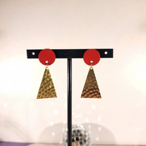 boucles d’oreilles cuir rouge et laiton