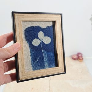 mini cadre trèfle sur tissu en lin