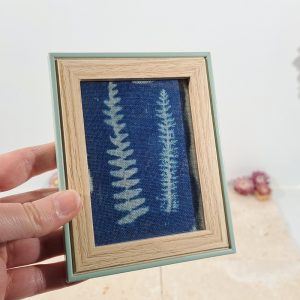 mini cadre feuilles sur tissu en lin