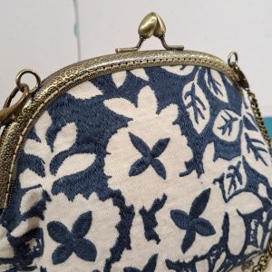 sac brodé inspiration vintage