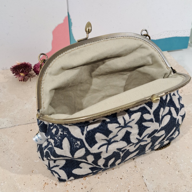 sac brodé inspiration vintage - Image 3
