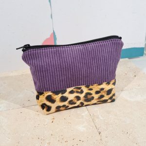 trousse velours violet et léopard