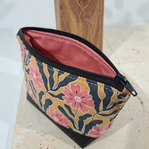 petite trousse fleurs rose